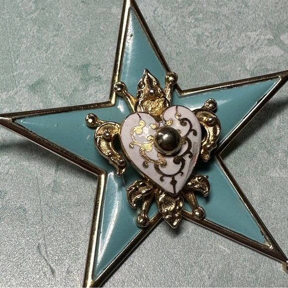 Coro Gold Tone Blue Enamel Star Shaped Crown Signed Large Pin Brooch - Picture 3 of 6